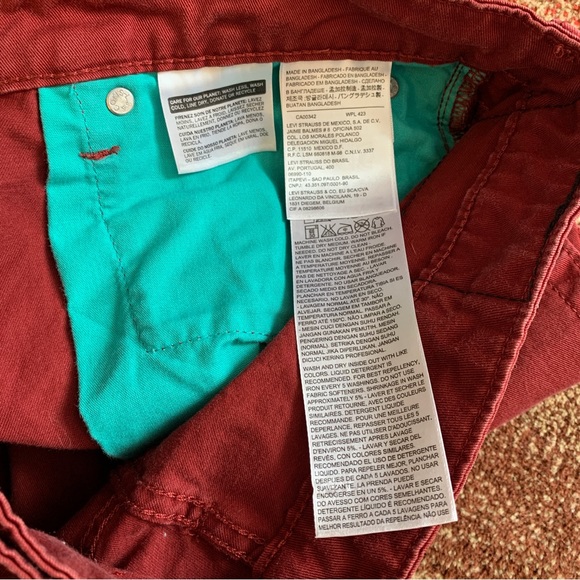 Levi’s - Picture 7 of 10